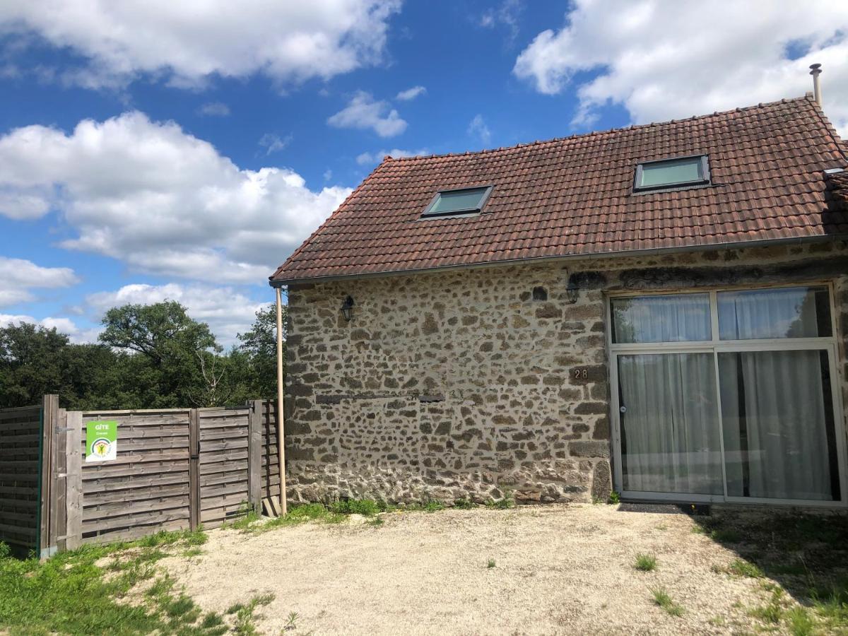 Gite De Charme Les Trois Chenes Augeres Exterior photo