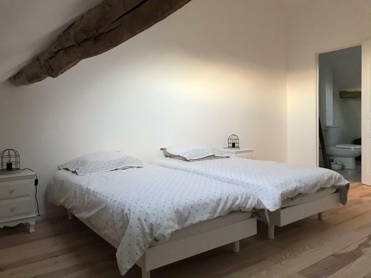 Gite De Charme Les Trois Chenes Augeres Exterior photo